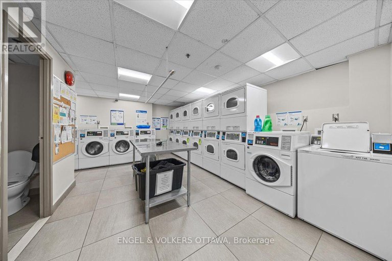 28444359/908-158a-mcarthur-avenue-e/vanier/ottawa/ontario/K1L7E7_17