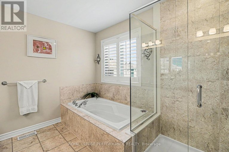 29634644/717-magnolia-street/avalon-west/ottawa/ontario/K4A0Z2_19