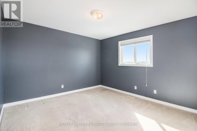 28760662/280-trail-side-circle/springridgeeast-village/ottawa/ontario/K4A5B1_35