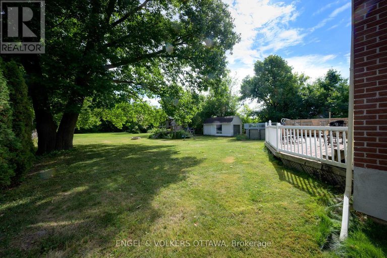 28821513/6258-richmond-road/south-of-fallowfield-road/ottawa/ontario/K0A2Z0_39