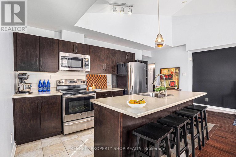 28236288/h-322-everest/elmvale-acres/ottawa/ontario/K1G4E3_11