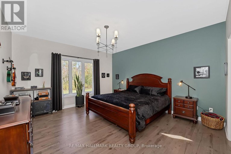 29015817/1350-country-lane/north-dundas-mountain-twp/north-dundas/ontario/K0C2K0_16