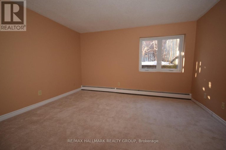 28292067/214-alvin-road/manor-park/ottawa/ontario/K1K2V1_17