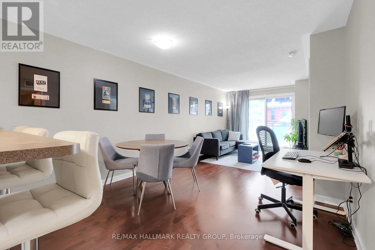 28506551/209-138-somerset-street-w/ottawa-centregolden-triangle/ottawa/ontario/K2P0A3_21
