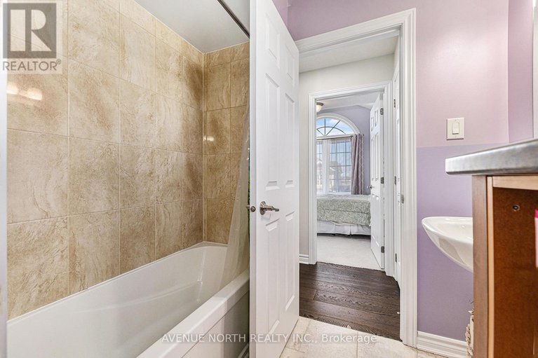 29309178/30-solaris-drive/emerald-meadowstrailwest/ottawa/ontario/K2M0L6_27