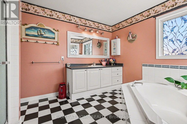 29649232/257-stoneway-drive/barrhaven-east/ottawa/ontario/K2G6E9_31