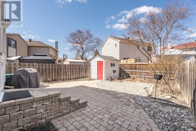 29641681/1475-deavy-way/bilberry-creekqueenswood-heights/ottawa/ontario/K1E2W7_23