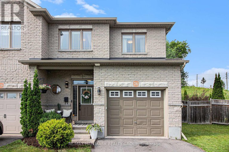 28598601/716-percifor-way/mer-bleuebradley-estatesanderson-park/ottawa/ontario/K1W0E4_2