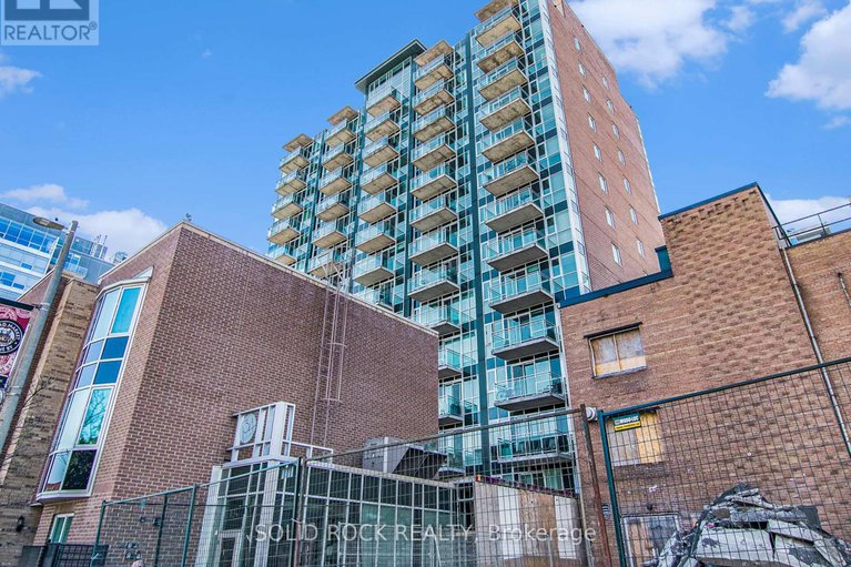28710225/202-134-york-street/lower-townbyward-market/ottawa/ontario/K1N1K8_1