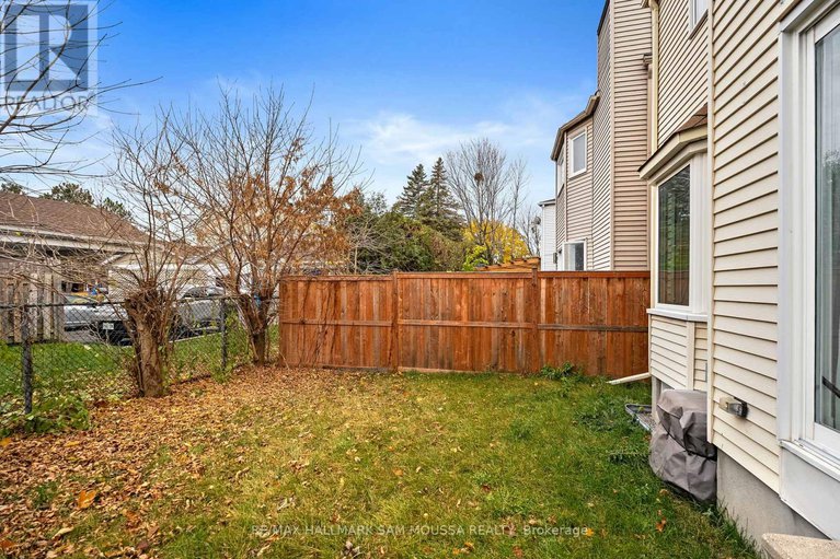 29090641/18-manju-street/hunt-club-park/ottawa/ontario/K1G4T7_42