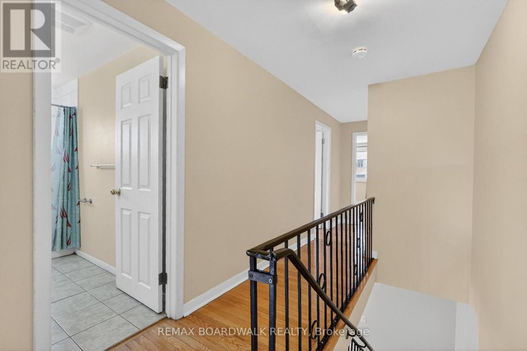 29293719/2666-regina-street/britannia/ottawa/ontario/K2B6X8_21