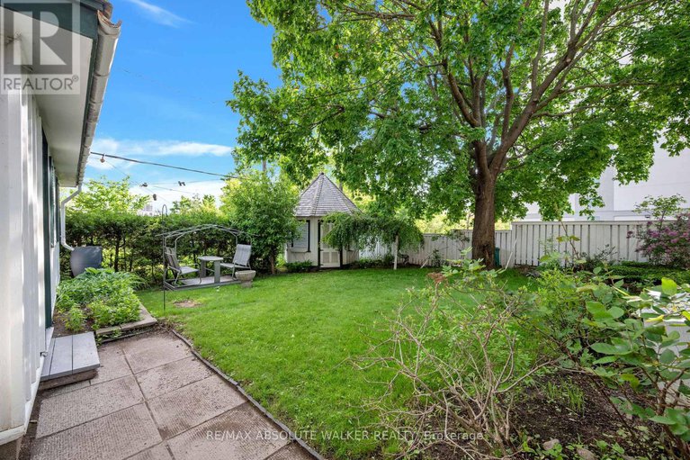 28422236/210-rideau-terrace/lindenlea/ottawa/ontario/K1M0Z2_34