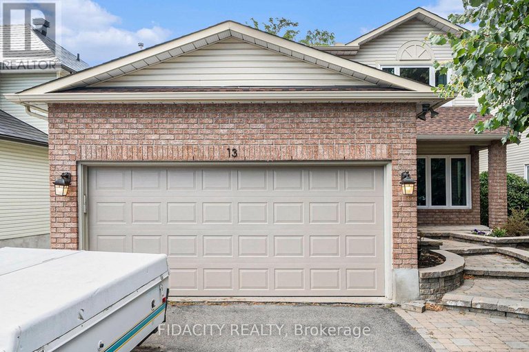 28817901/13-vesta-street/cedargrovefraserdale/ottawa/ontario/K2J3Y8_1