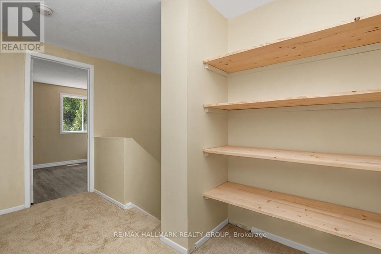 28845006/44-turret-court/glencairnhazeldean/ottawa/ontario/K2L2L1_26