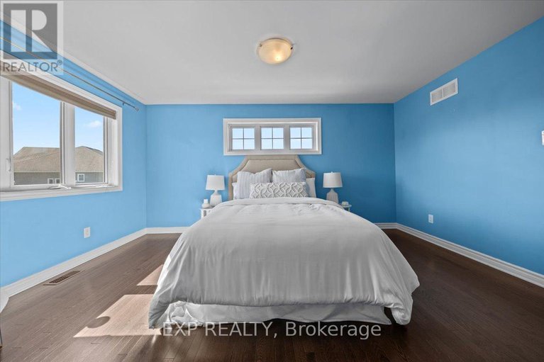28843835/376-gerry-lalonde-drive/avalon-west/ottawa/ontario/K4A0Y3_28