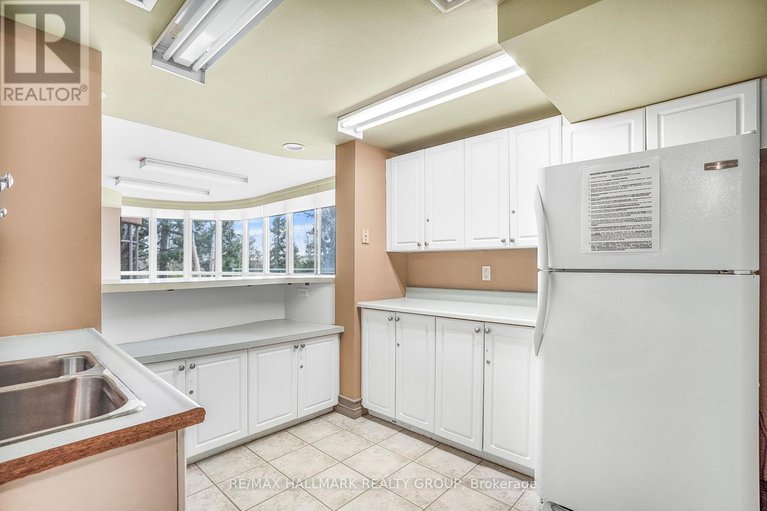28253108/1109-100-grant-carman-drive/borden-farmstewart-farmcarleton-heightsparkwood-hills/ottawa/ontario/K2E8B8_29