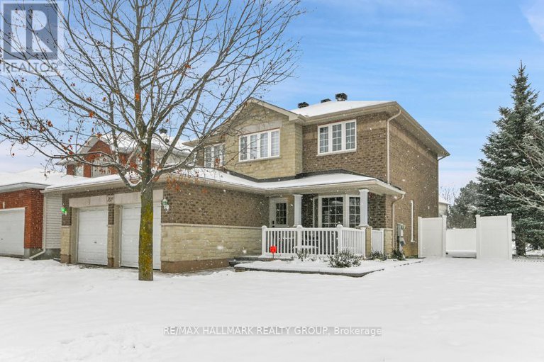 29180077/702-mud-creek-crescent/riverside-southgloucester-glen/ottawa/ontario/K1V1W3_2