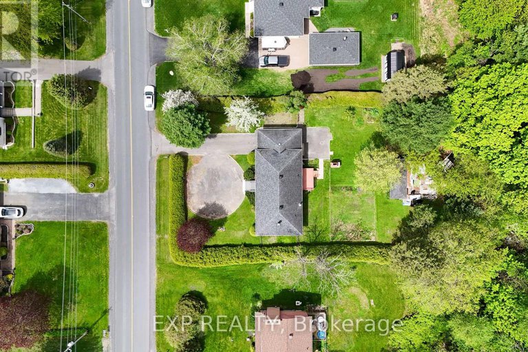 28570683/751-pattee-road/champlain-twp/champlain/ontario/K6A2R2_46