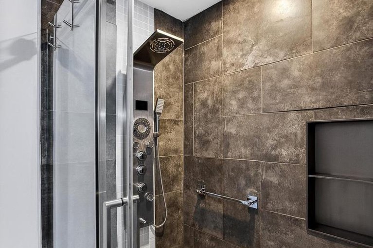 29350318/731-usborne-street/mcnabbraeside-twps/mcnabbraeside/ontario/K0A1G0_20