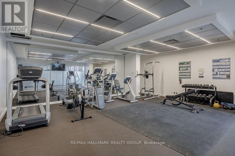 29473230/203-360-mcleod-street/ottawa-centre/ottawa/ontario/K2P1A9_24