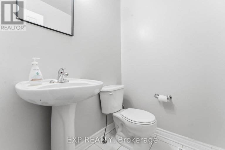 29238226/214-montmorency-way/avalon-east/ottawa/ontario/K4A0J9_21