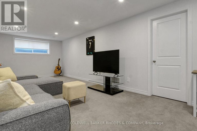 29588773/862-chipping-circle/riverside-south/ottawa/ontario/K4M0E7_31