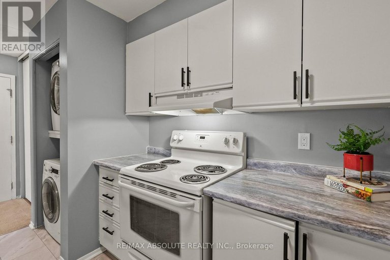 29671420/415-216-viewmount-drive/borden-farmstewart-farmcarleton-heightsparkwood-hills/ottawa/ontario/K2E7X4_16