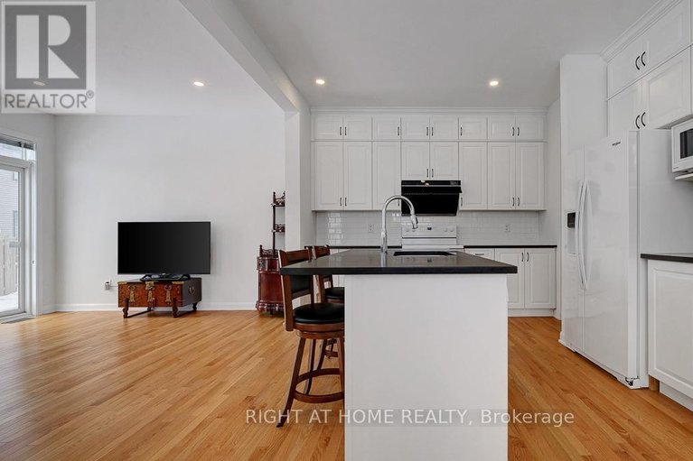 29574544/22-dalkey-way/half-moon-bay/ottawa/ontario/K2J6V5_12