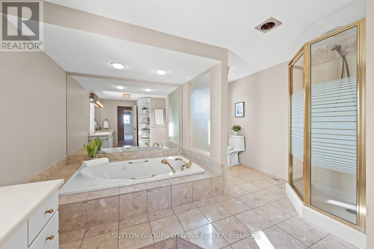 29331544/908-chaleur-way/convent-glen/ottawa/ontario/K1C2S1_24