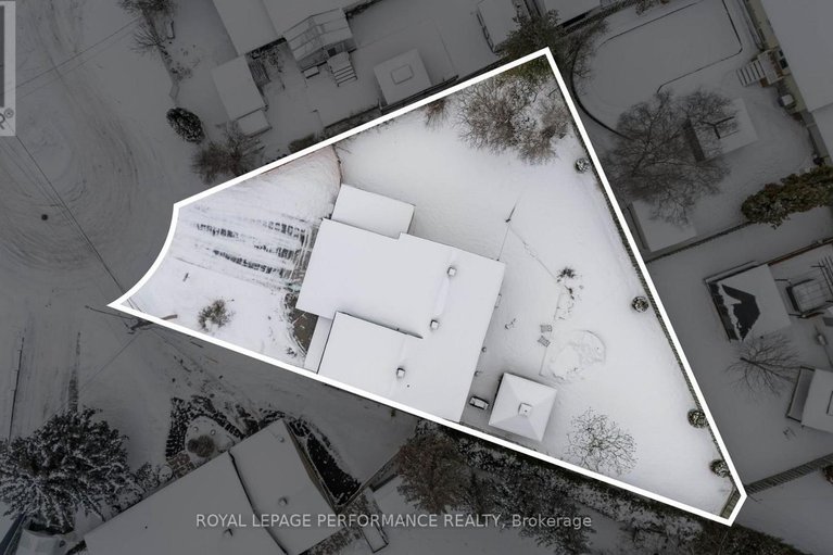 29177259/976-laporte-street/town-of-rockland/clarence-rockland/ontario/K4K1A5_3