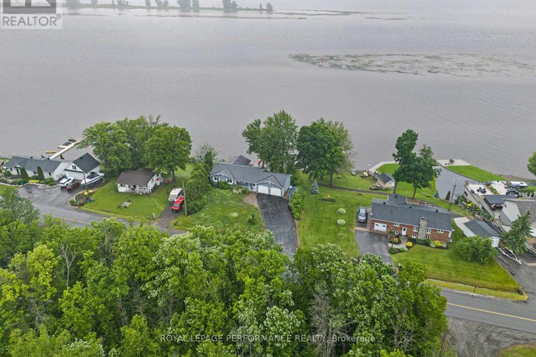28453212/2991-old-highway-17-highway/clarencerockland-twp/clarence-rockland/ontario/K4K1W1_33