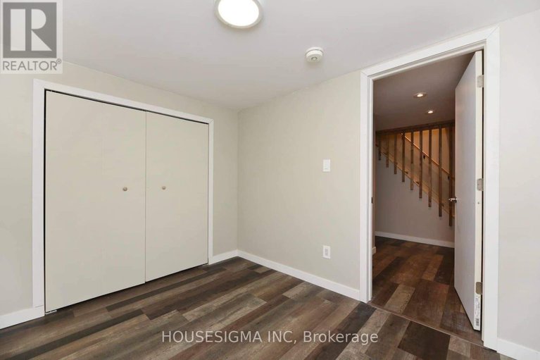 29056131/2335-harding-road/elmvale-acresurbandale/ottawa/ontario/K1G3B7_27