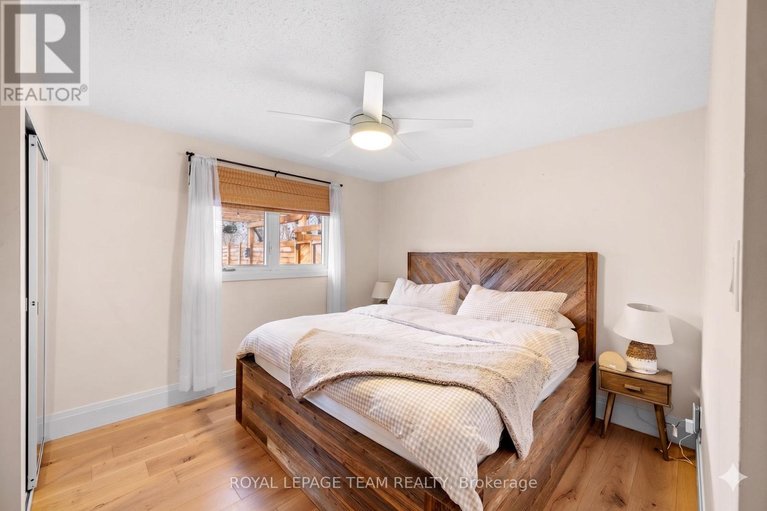 29651251/185-lacroix-avenue/bilberry-creekqueenswood-heights/ottawa/ontario/K1E1K2_22
