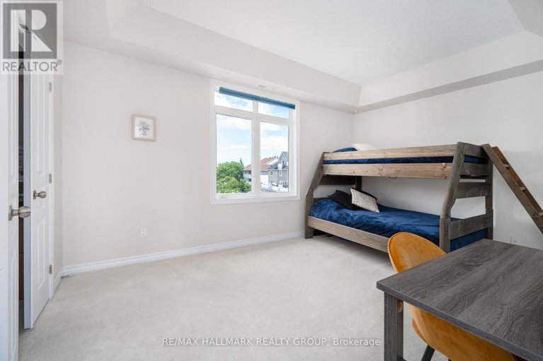 28582294/39-39-hawkstone-gate/beaverbrook/ottawa/ontario/K2K0A3_15