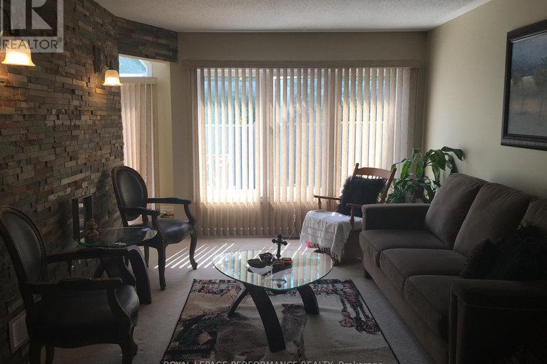 28264426/414-galatina-way/morgans-grantsouth-march/ottawa/ontario/K2K0E7_7
