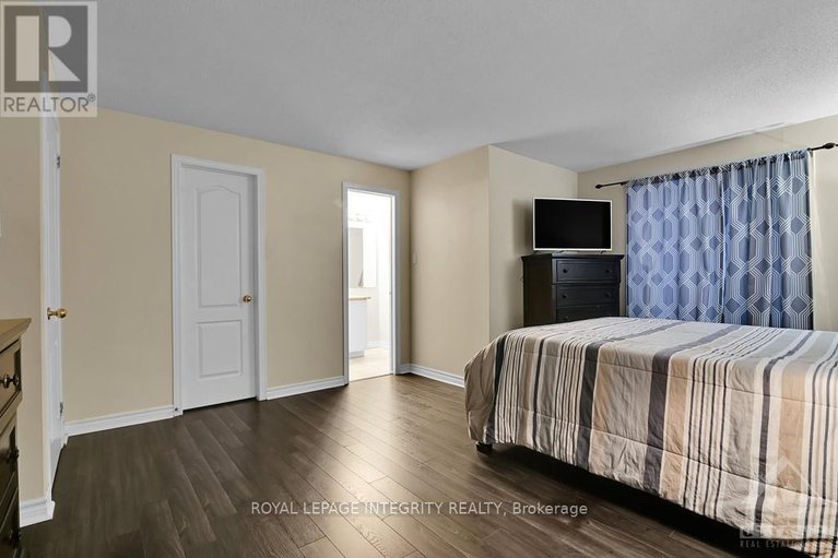 29387433/35-1880-summerfields-crescent/chapel-hill/ottawa/ontario/K1C7B6_20