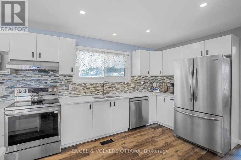 28810905/1427-rosebella-avenue/blossom-parkkemp-parkfindlay-creek/ottawa/ontario/K1T1E5_14