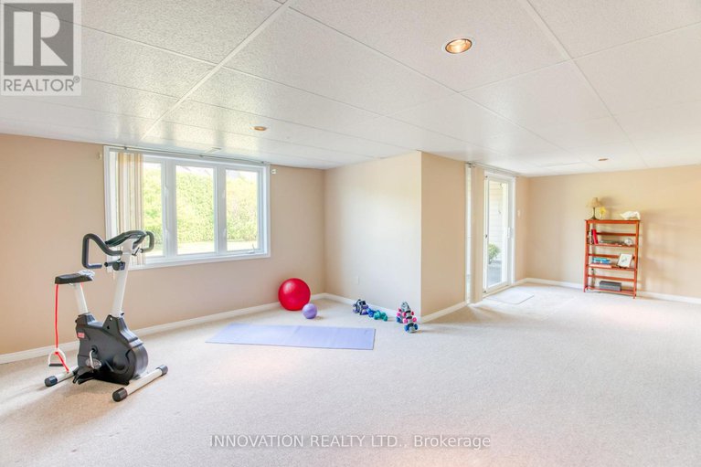 28846477/13-eileen-crescent/stittsville-central/ottawa/ontario/K2S1M3_35
