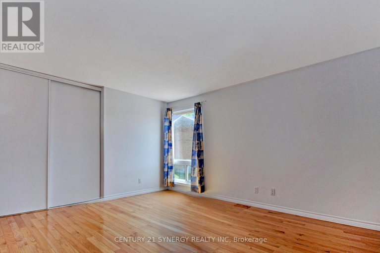 29047465/57-4613-carrington-place/pineview/ottawa/ontario/K1B4R1_17