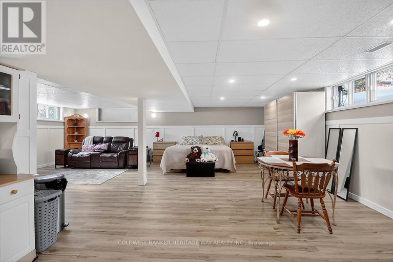 29412662/115-cookes-shore-road/drummond-n-elmsley-drummond-twp/drummondnorth-elmsley/ontario/K7C4K7_31