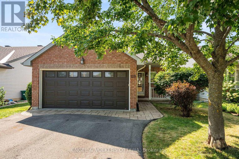 28745493/128-grandpark-circle/hunt-club-park/ottawa/ontario/K1G6R5_1
