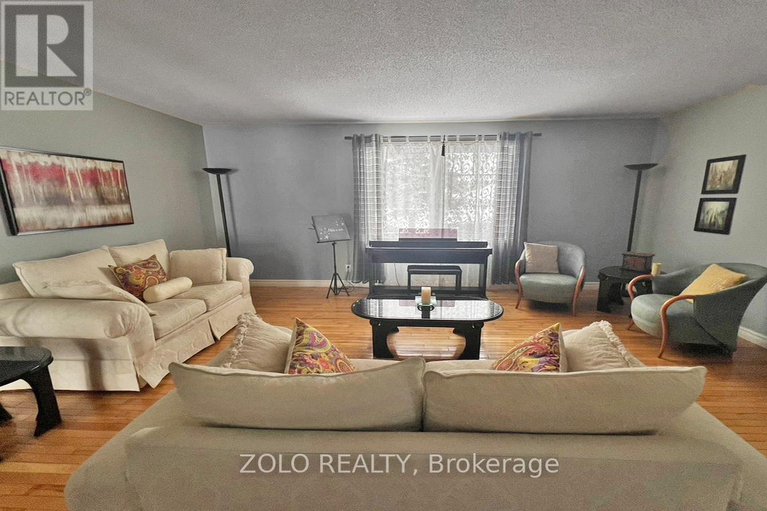 29379499/6546-clifford-avenue/south-glengarry-charlottenburgh-twp/south-glengarry/ontario/K6H7H9_13