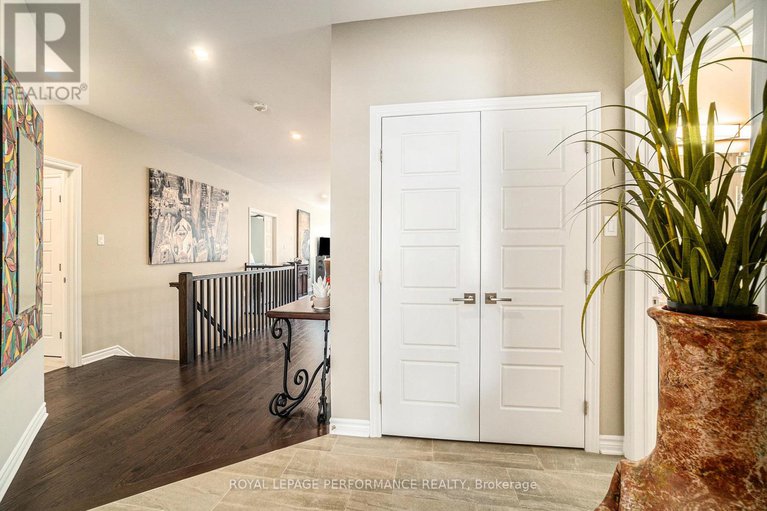 28336661/82-kayenta-street/remainder-of-stittsville-area/ottawa/ontario/K2S2K7_7