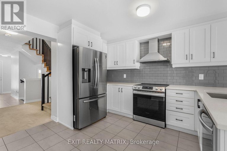 29254441/839-henslows-circle/avalon-west/ottawa/ontario/K4A5H7_14