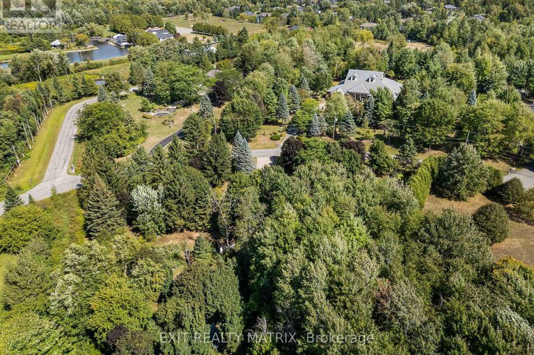 29041332/6343-deermeadow-drive/greely/ottawa/ontario/K4P1M9_43