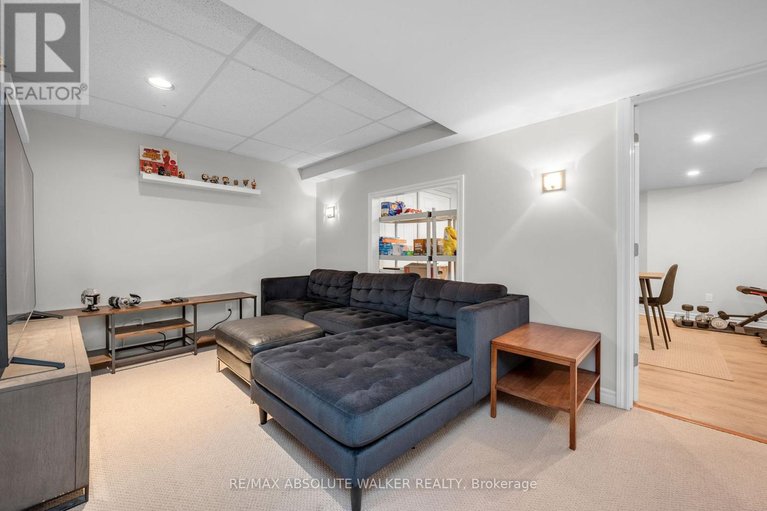 29607391/1641-frenette-street/fallingbrookgardenway-south/ottawa/ontario/K4A5B7_30