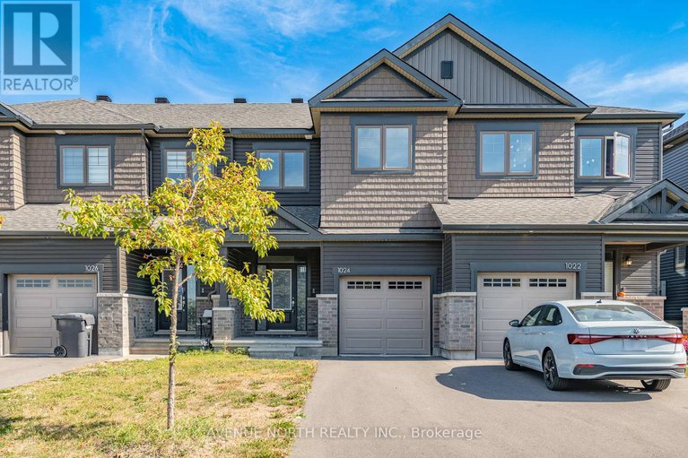 28972709/1024-kijik-crescent/blossom-parkkemp-parkfindlay-creek/ottawa/ontario/K1X0G9_1