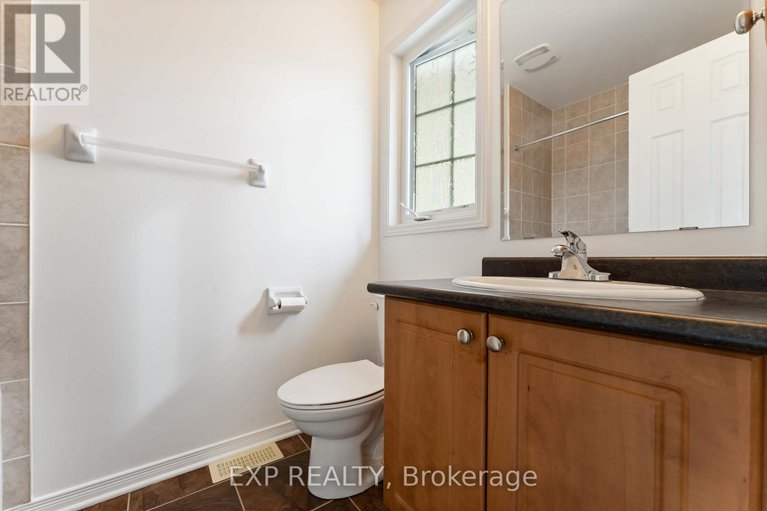 29220425/438-haresfield-court/riverside-southgloucester-glen/ottawa/ontario/K4M0B6_22