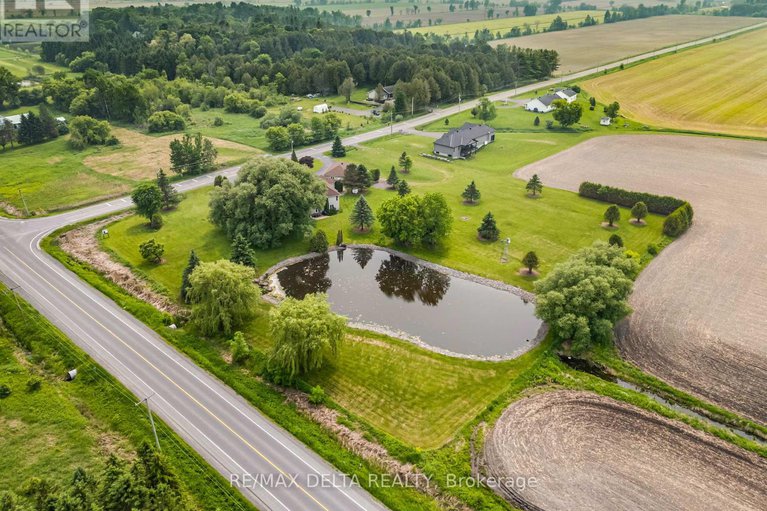 28798696/1819-baseline-road/clarencerockland-twp/clarence-rockland/ontario/K0A1N0_37