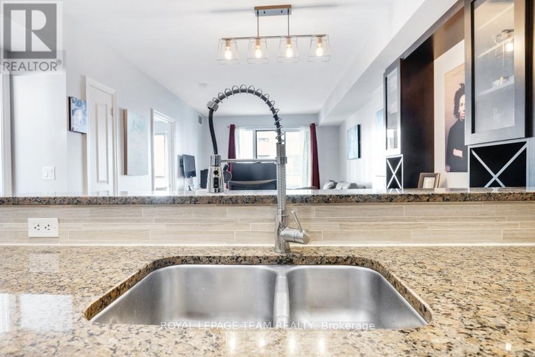 29635217/607-200-besserer-street/sandy-hill/ottawa/ontario/K1N0A7_10